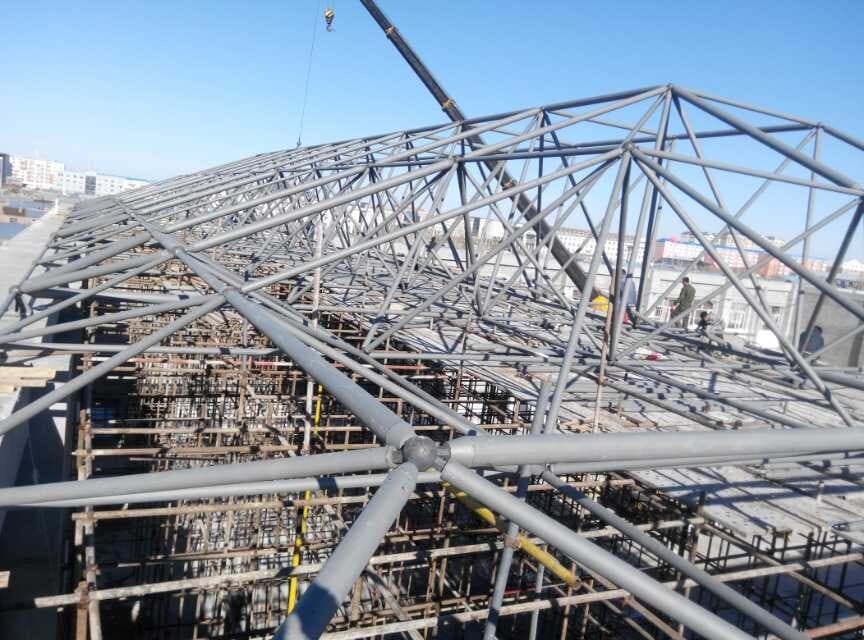 白银商贸城屋顶网架工程